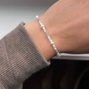 Homemade blue, white, & pearl beaded bracelet sterling silver clasp.